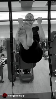 Ellie Goulding feet photo thumbnail