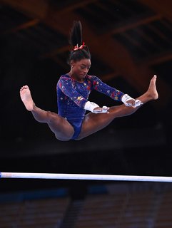 Simone Biles feet photo thumbnail