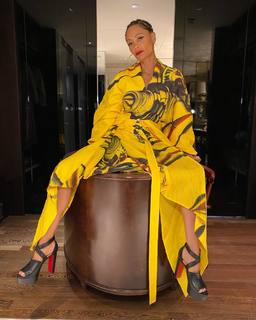 Thandiwe Newton feet photo thumbnail