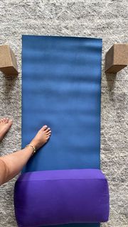Ashley Graham feet photo thumbnail