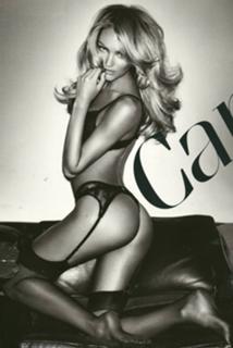 Candice Swanepoel feet photo thumbnail