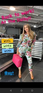 Sofía Vergara feet photo thumbnail