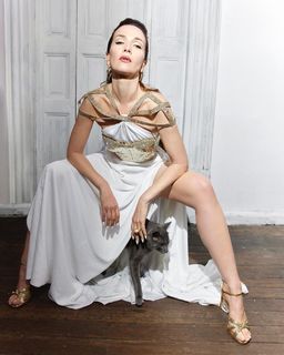 Natalia Oreiro feet photo thumbnail