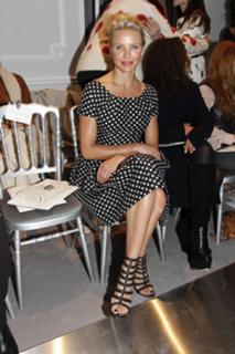 Cameron Diaz feet photo thumbnail