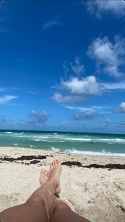 Karolina Kowalkiewicz feet photo thumbnail