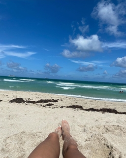 Karolina Kowalkiewicz feet photo thumbnail