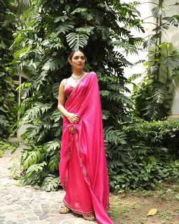 Kiara Advani feet photo thumbnail