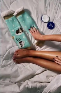 Giovanna Lancellotti feet photo thumbnail