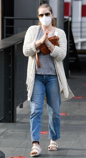 Amy Adams feet photo thumbnail