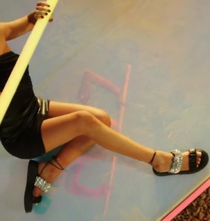Marina Ruy Barbosa feet photo thumbnail