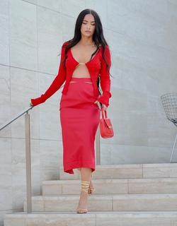 Megan Fox feet photo thumbnail