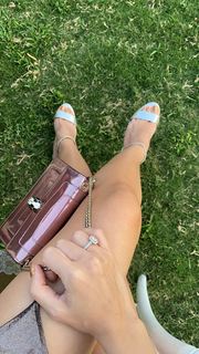 Duygu Özaslan feet photo thumbnail