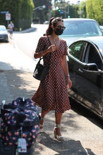 Jordana Brewster feet photo thumbnail