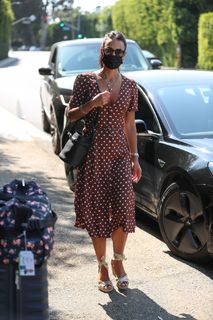 Jordana Brewster feet photo thumbnail