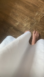 Kendra Wilkinson feet photo thumbnail
