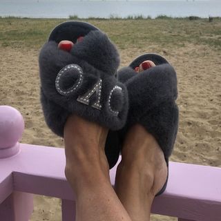 Denise Van Outen feet photo thumbnail