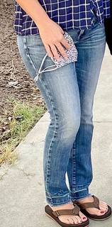 Angela Kinsey feet photo thumbnail