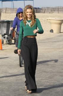 AnnaLynne McCord feet photo thumbnail