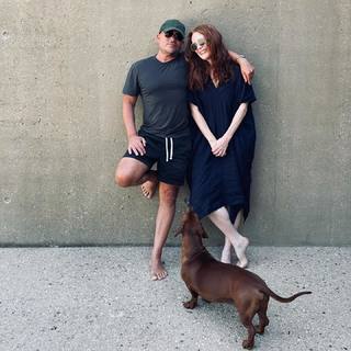 Julianne Moore feet photo thumbnail