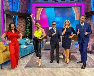 Cynthia Rodríguez feet photo thumbnail