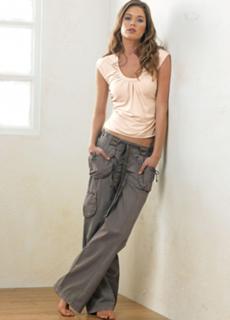 Doutzen Kroes feet photo thumbnail