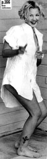 Drew Barrymore feet photo thumbnail