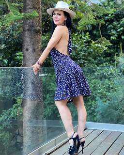 Maribel Guardia feet photo thumbnail