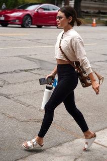 Lucy Hale feet photo thumbnail