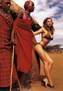 Laetitia Casta feet photo thumbnail
