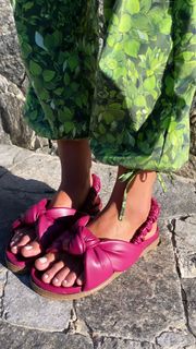 Bruna Marquezine feet photo thumbnail
