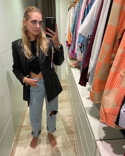 Chiara Ferragni feet photo thumbnail
