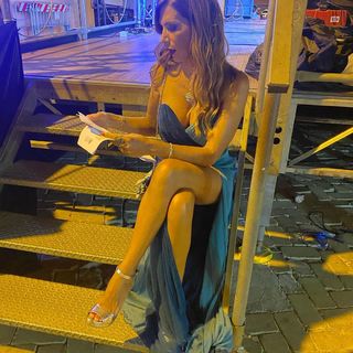Veronica Maya feet photo thumbnail