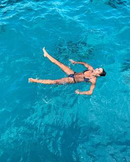 Cristina Pedroche feet photo thumbnail