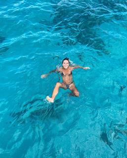 Cristina Pedroche feet photo thumbnail