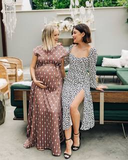 Lucy Hale feet photo thumbnail
