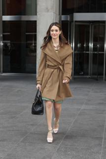 Emmy Rossum feet photo thumbnail