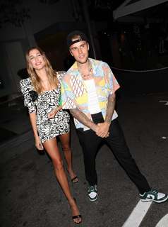 Hailey Bieber feet photo thumbnail
