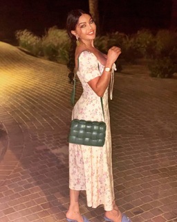 Haifa Wehbe feet photo thumbnail