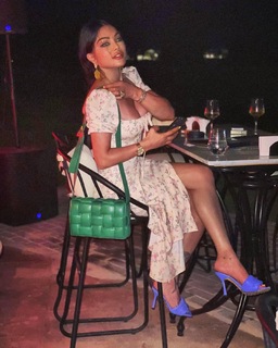 Haifa Wehbe feet photo thumbnail