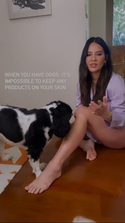 Olivia Munn feet photo thumbnail