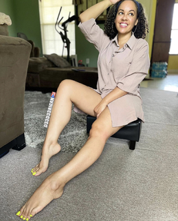 Deedee Rican feet photo thumbnail