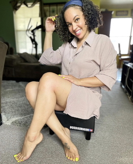 Deedee Rican feet photo thumbnail