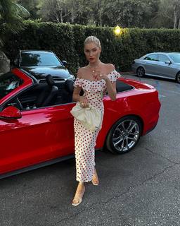 Elsa Hosk feet photo thumbnail