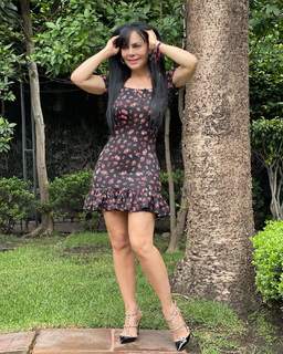 Maribel Guardia feet photo thumbnail