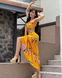 Maribel Guardia feet photo thumbnail