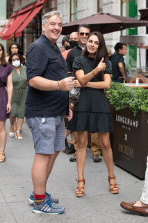 Mila Kunis feet photo thumbnail