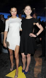Adriana Lima feet photo thumbnail