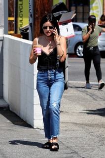 Lucy Hale feet photo thumbnail