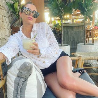 Imogen Thomas feet photo thumbnail
