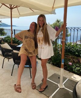 Charlotte Crosby feet photo thumbnail
